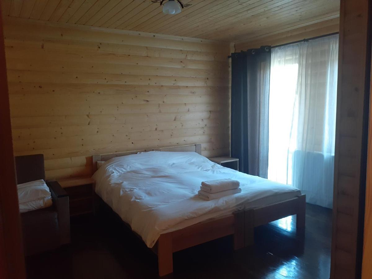 Appartement Біла Хата à Iltsi Extérieur photo