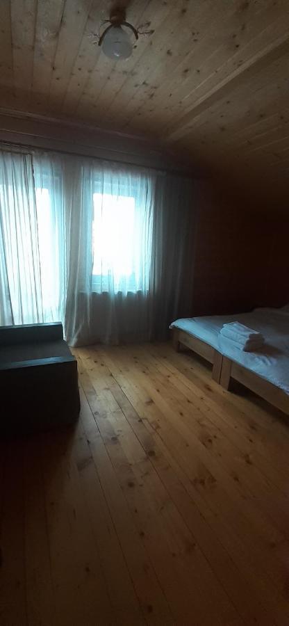 Appartement Біла Хата à Iltsi Extérieur photo